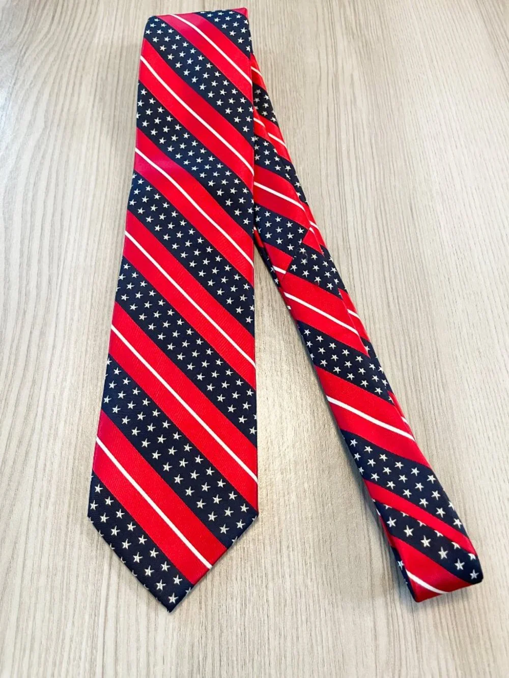 Wild Ties Men's Patriotic Stars Stripes Red White Blue Necktie USA Novelty XL